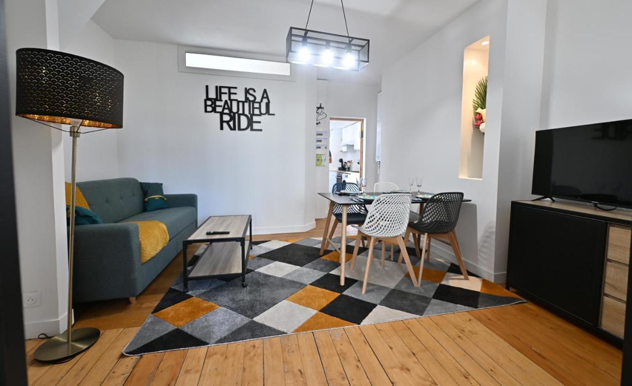3 Appartements Premium Au Pied De La Cathedrale - Hypercentre Sens Exterior foto