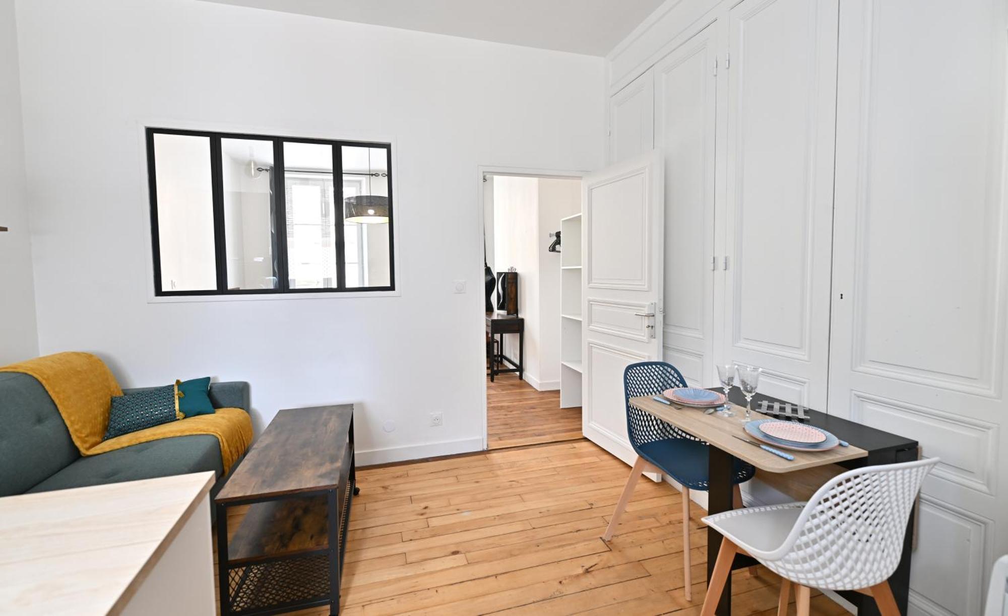 3 Appartements Premium Au Pied De La Cathedrale - Hypercentre Sens Habitación foto
